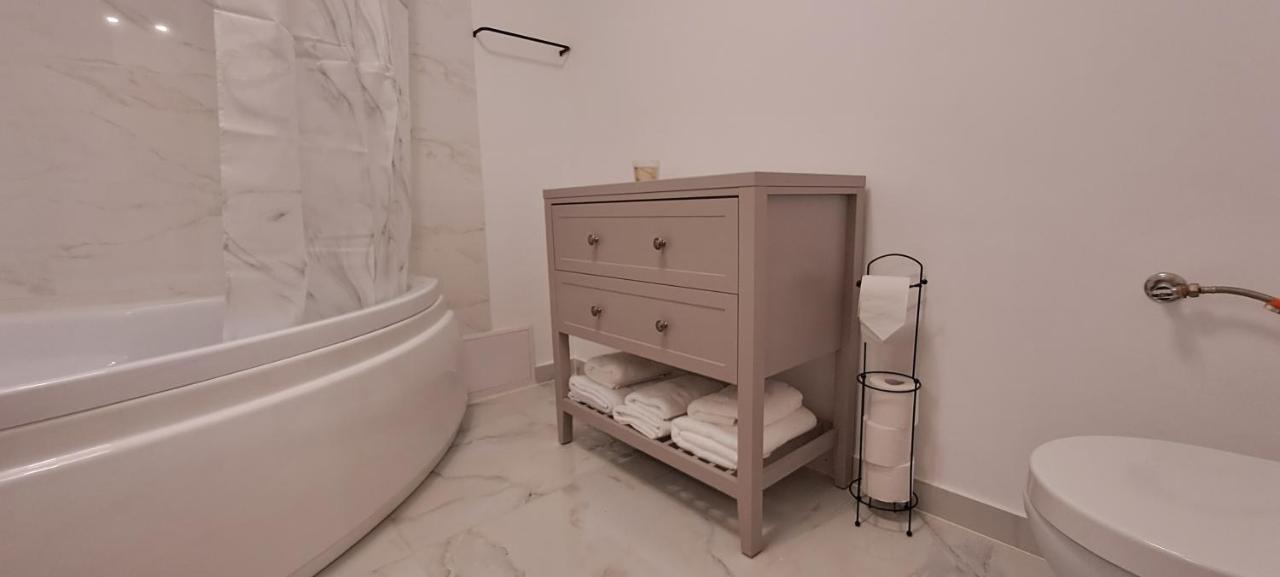Cotroceni Accommodations Upstairs 布加勒斯特 外观 照片